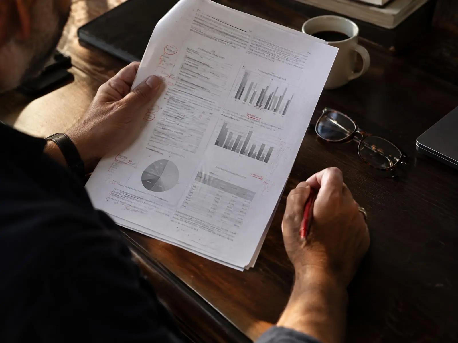 Marketing analytics and funnel charts on a laptop